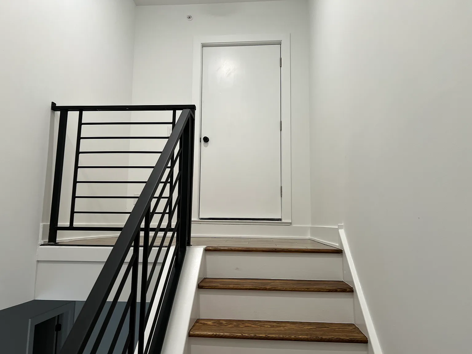 2 bed, 750 sqft, $1,750 — Photo 4