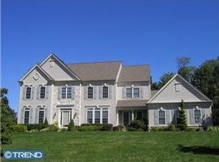 101 Magnolia Dr, Phoenixville, PA 19460