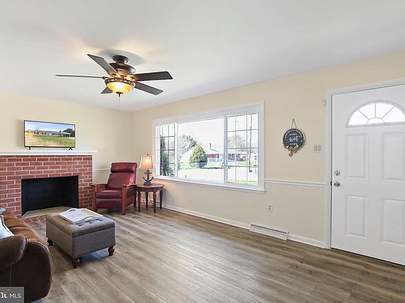 5th image of 13903 Green Mountain Dr