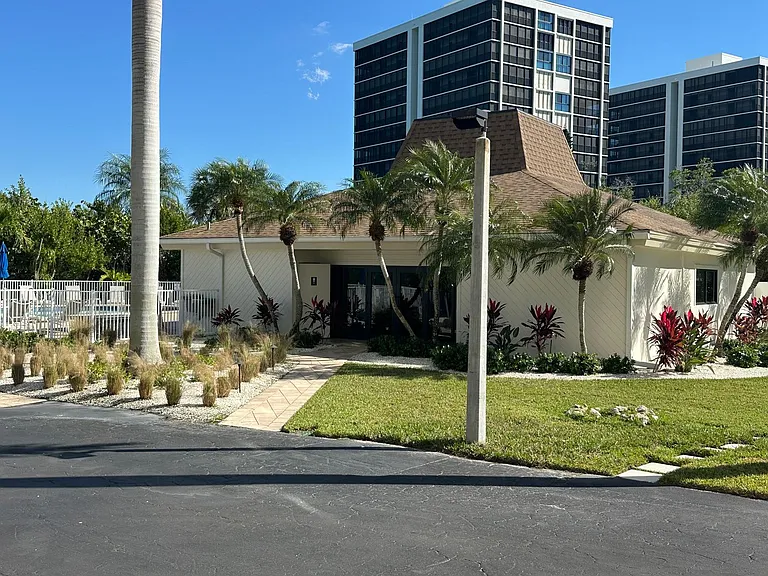 26171 Hickory Blvd #7C — Photo 48