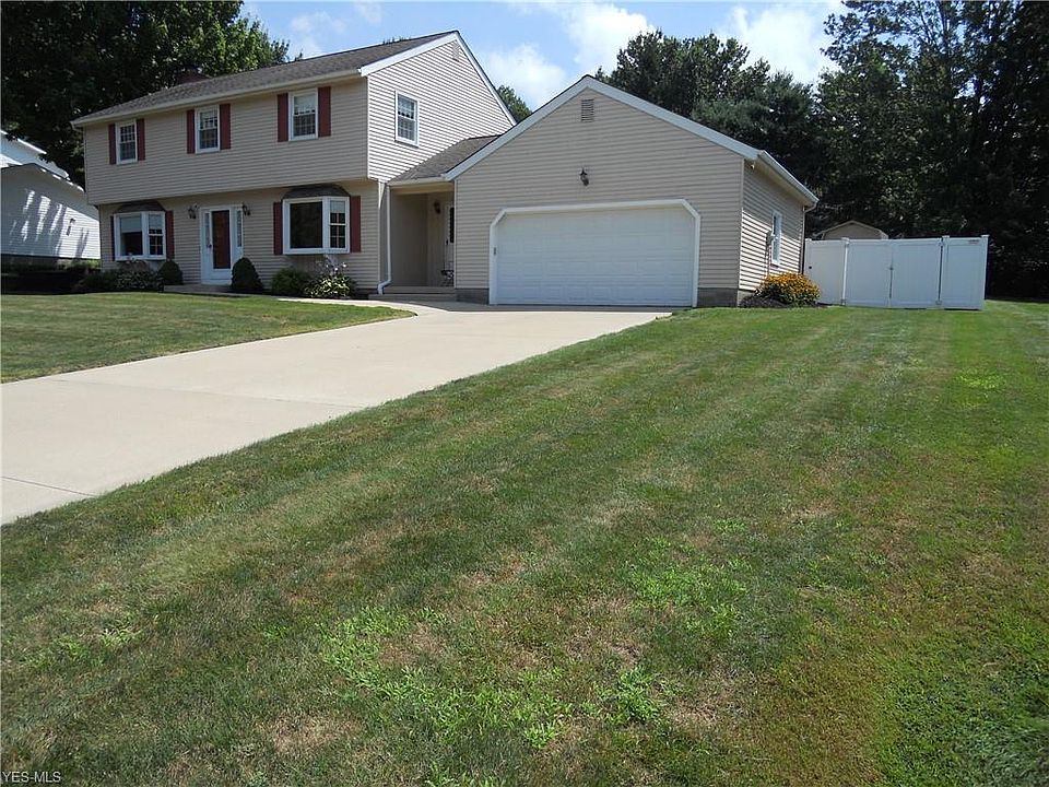 1st image of 10256 Cherry Hill Dr