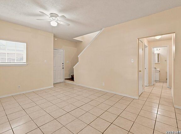 4th image of 7605 Windsor Oaks