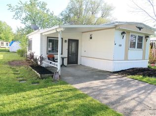 1105 Brookwood Dr, Derby, NY 14047