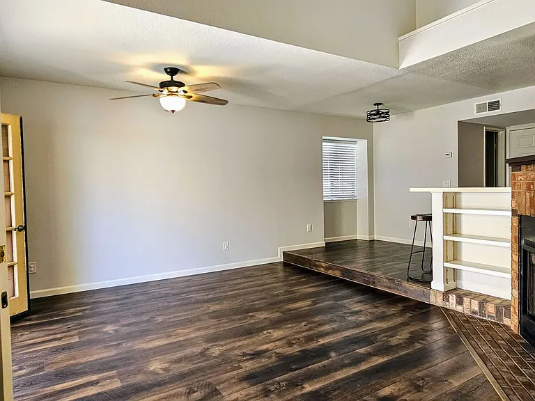976 W Arrow Hwy #A — Photo 5