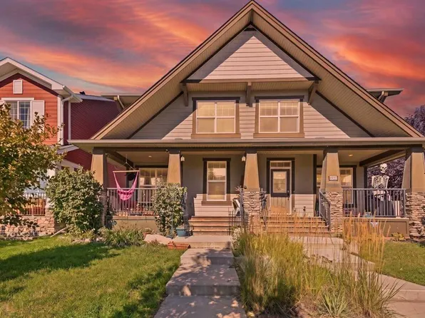 1561 S Legacy Cir SE, Calgary, AB T2X 2C3