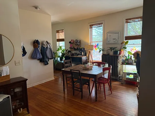 453 Selby Ave — Photo 3