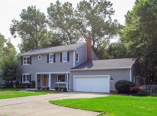 27335 Seneca Dr, Westlake, OH 44145