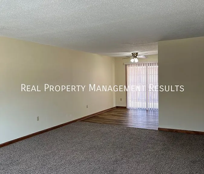 887 Claymark Way #302 — Photo 3