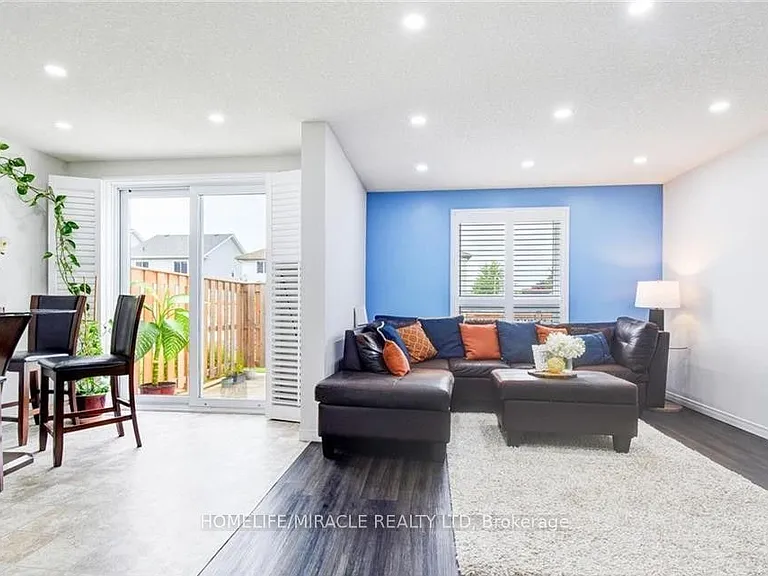 501 Highbrook Ct — Photo 1