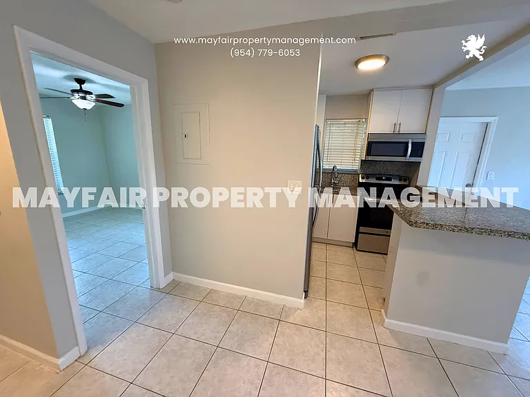 627 NE 10th Ave #6 — Photo 3