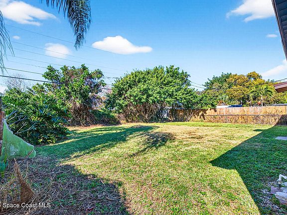 4th image of 4362 Yorkshire Dr