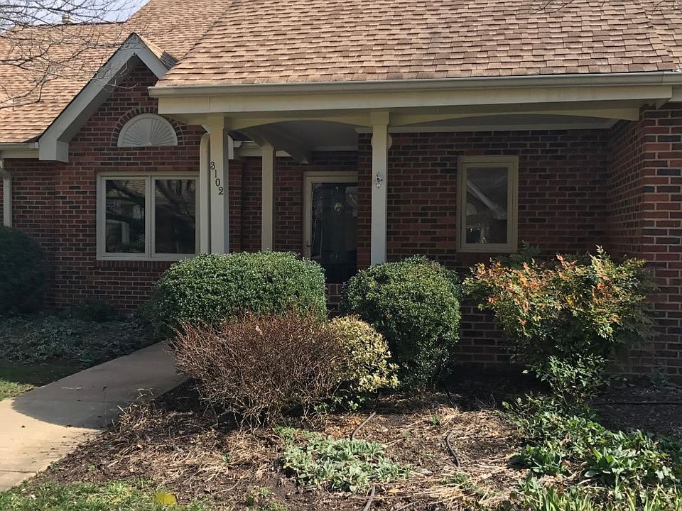 1st image of 3102 Lake Village Dr