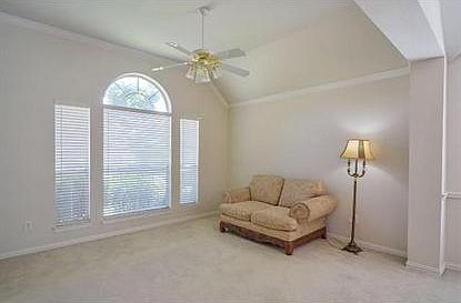 3rd image of 1510 Briar Meadow Dr
