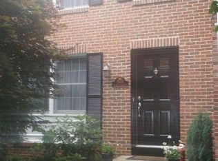 2804 Prince Albert Ct, Falls Church, VA