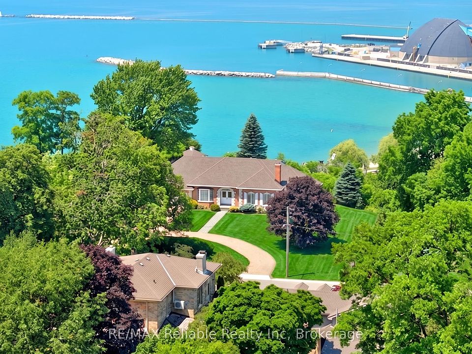1st image of 1 Harbour Ln