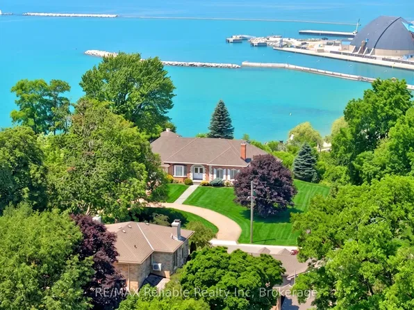 1 Harbour Ln, Goderich, ON N7A 4J8