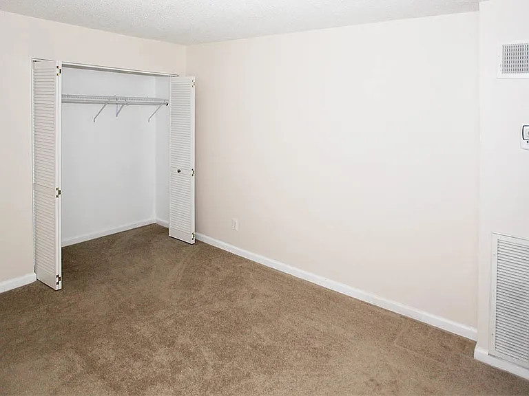2300 Pimmit Dr #113 — Photo 16