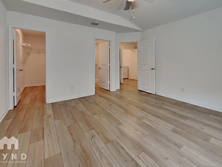 10840 Emerick St — Photo 7
