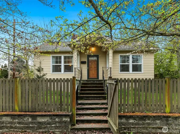 5003 Woodlawn Avenue N, Seattle, WA 98103
