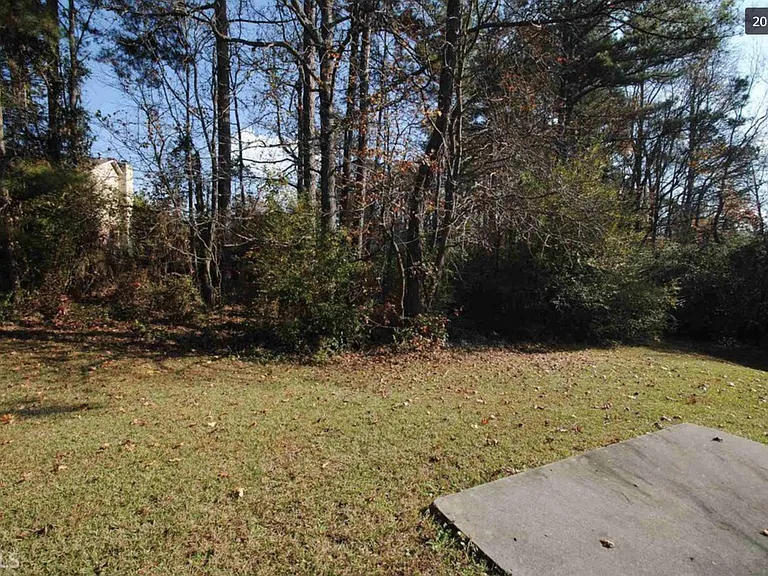 2386 Rosedale Rd — Photo 16