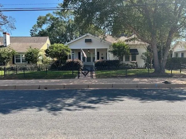 2125 Elliott St, Alexandria, LA 71301