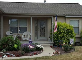 1030 Bills Ln, Saint Johns, MI