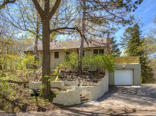 1115 Medicine Lake Dr W, Plymouth, MN 55441