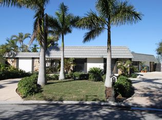 44 Yawl Dr, Cocoa Beach, FL 32931