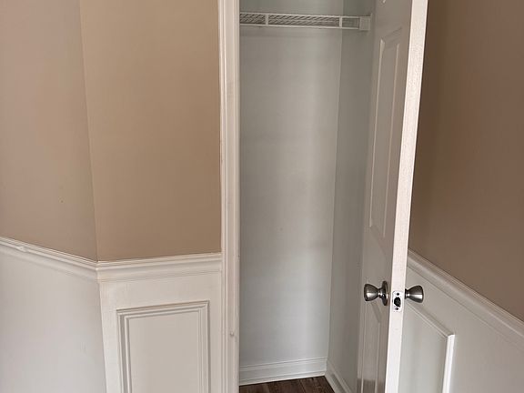 2nd image of 12 Belhaven Dr
