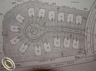 6451 Woodburne Ct #1, Grand Blanc, MI 48439