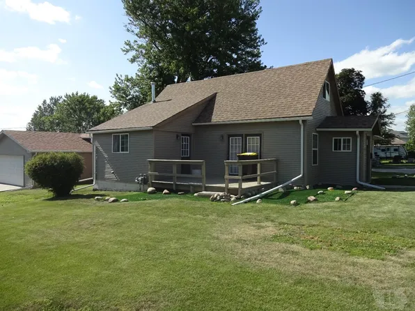 130 S Vale St, Osceola, IA 50213