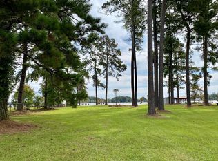 118 E Entrekin Rd, Cobb, GA 31735