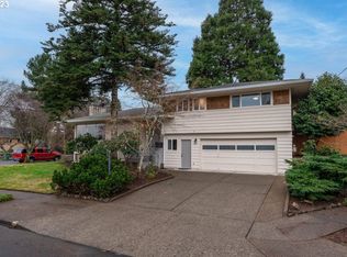 11755 SW Timberline Ct, Beaverton, OR 97008