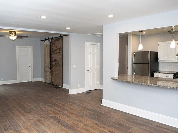 5th image of 1201 Linden St #A