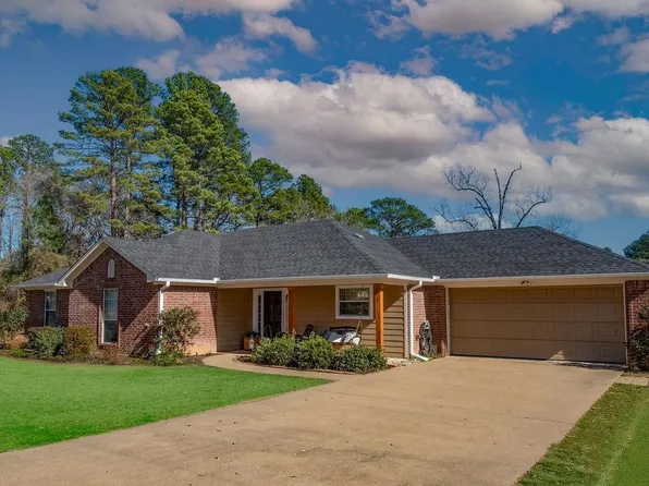 812 Fleetwood St, White Oak, TX 75693