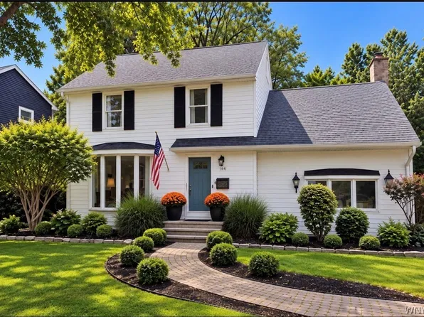 164 Parkdale Ave, East Aurora, NY 14052