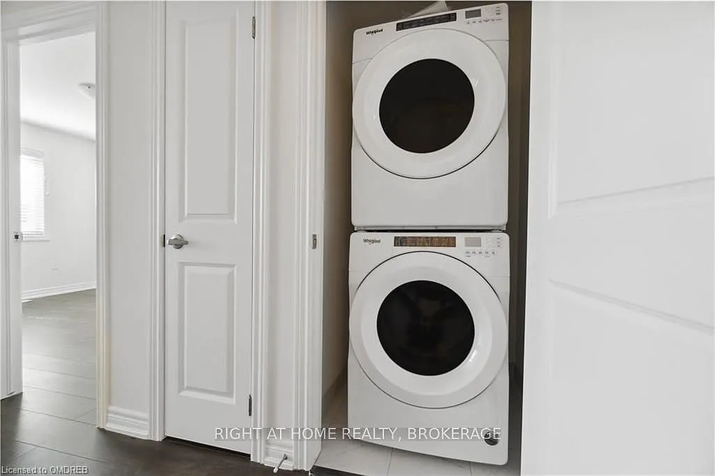 2 bed, $2,650 — Photo 3