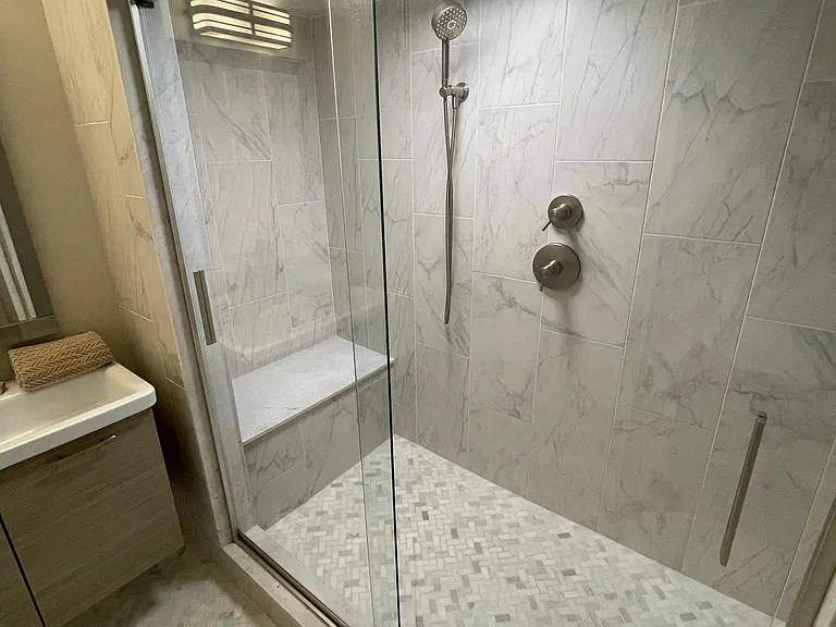 435 Thames St #1 — Photo 12