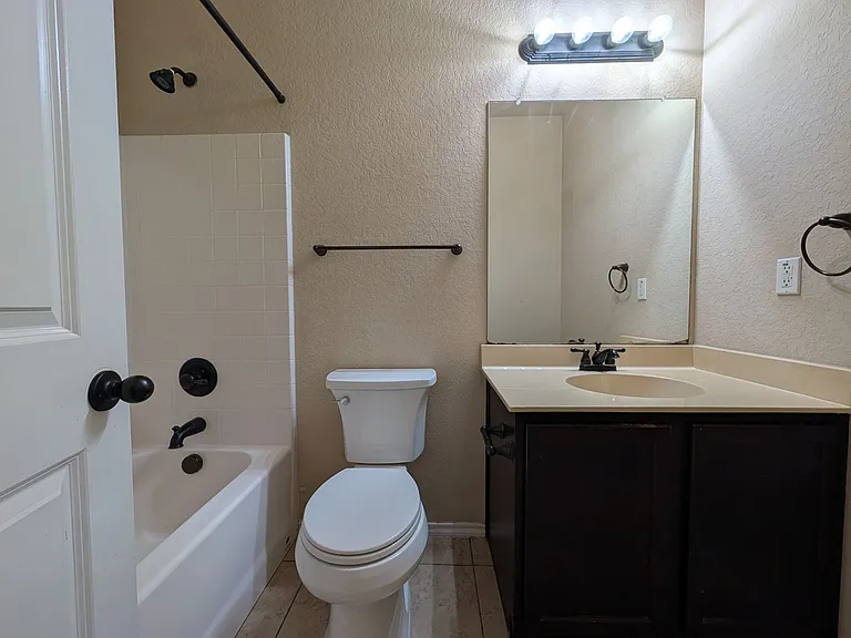 298 Rosalie Dr — Photo 18