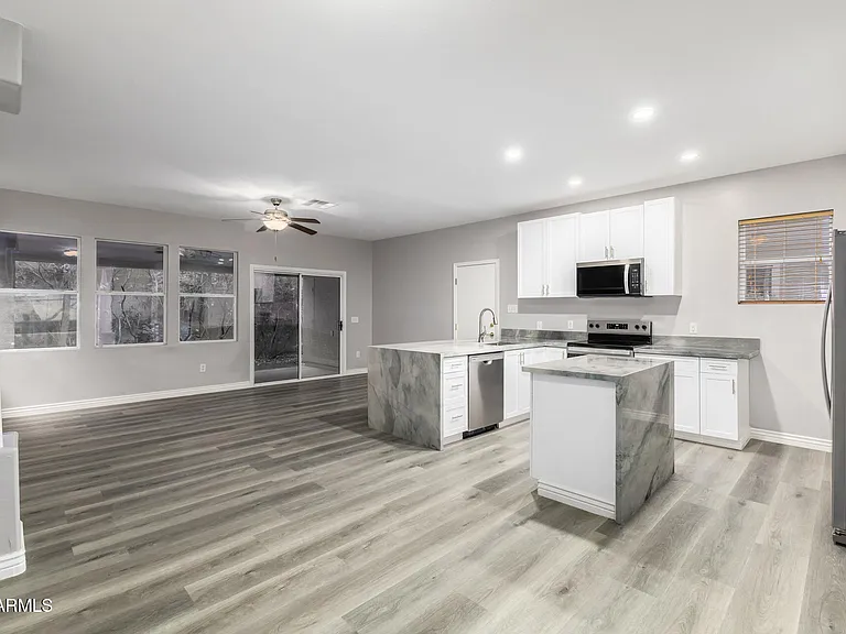 3006 W Ferruccio Pl — Photo 11