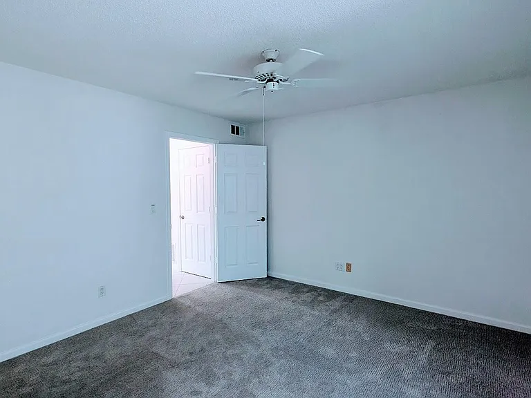 2929 SE Ocean Blvd #111-2 — Photo 8