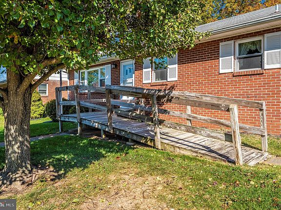 2nd image of 53 Sherwood Dr