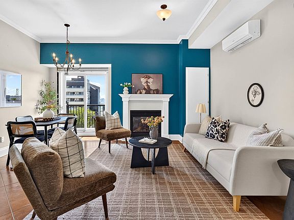 3rd image of 70 Ochterloney St #503