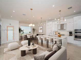 Canarias East, Doral, FL 33166