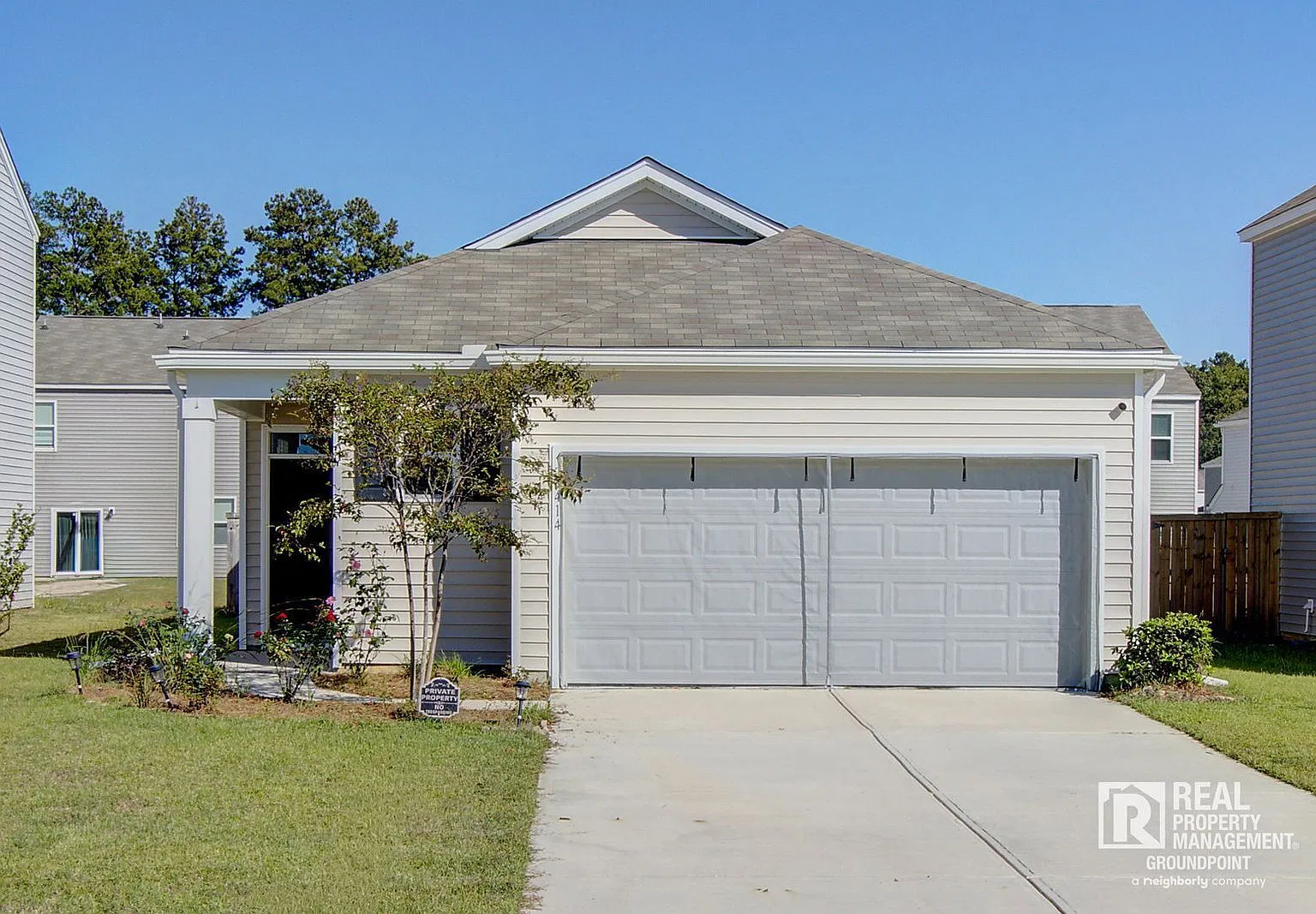 3 bed, 2.0 bath, 1616 sqft, $2,200 — Photo 1