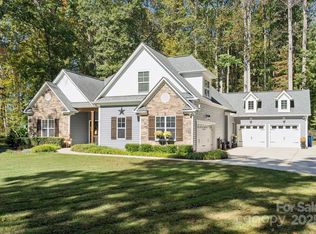 295 Worthington Dr, Mount Ulla, NC 28125