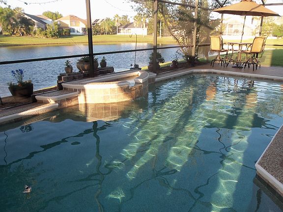 3rd image of 12707 Lakebrook Dr