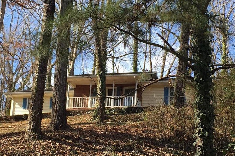 1st image of 1231 Enota Cir NE