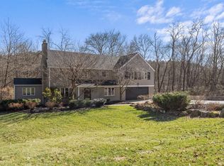 143 Woodland Farms Rd, Pittsburgh, PA 15238