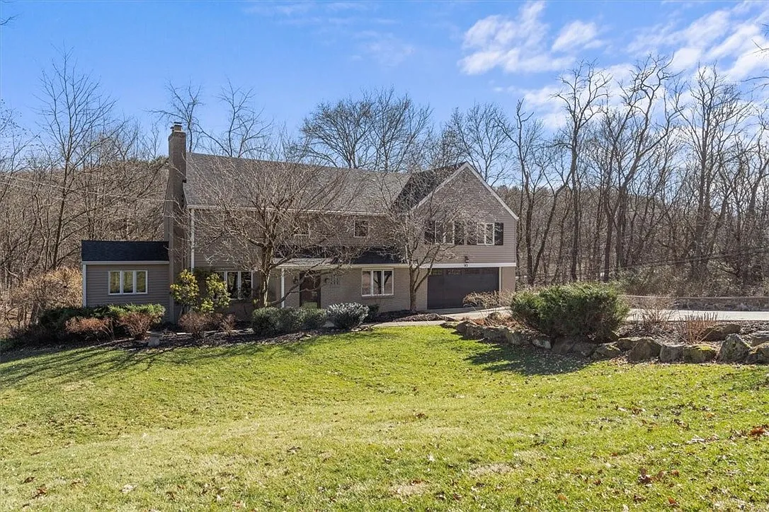 143 Woodland Farms Rd photo 1